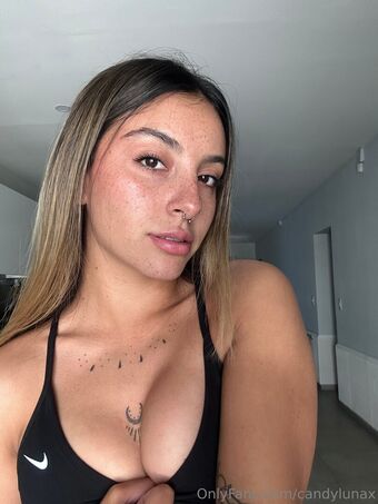 candylunax Nakenläckor OnlyFans Foto 33