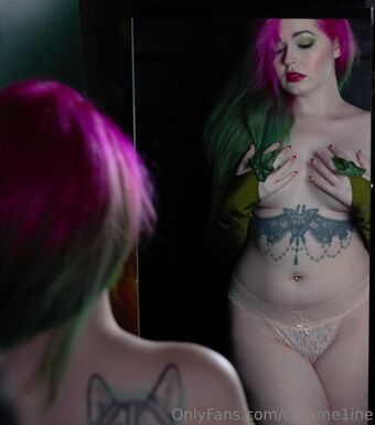 Carame1ine Nakenläckor OnlyFans Foto 10