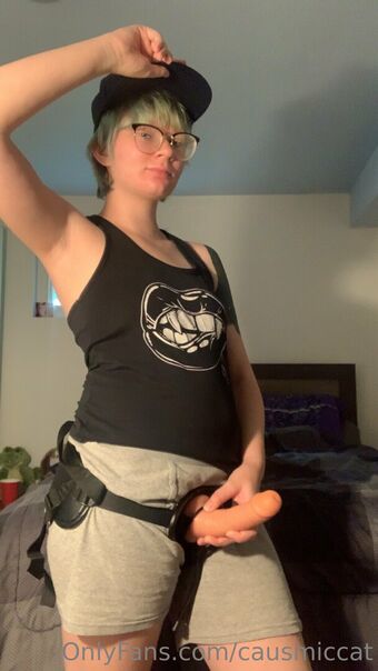 causmiccat Nakenläckor OnlyFans Foto 10