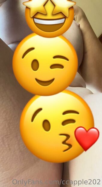 ccapple202 Nakenläckor OnlyFans Foto 8