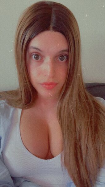 CCashley Nakenläckor OnlyFans Foto 2