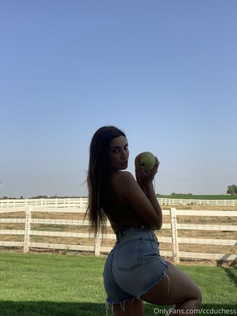 ccduchess Nakenläckor OnlyFans Foto 30