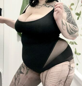 cchmonyaa Nakenläckor OnlyFans Foto 3