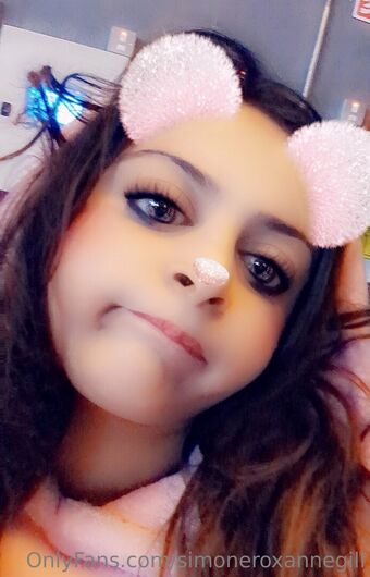 ceeceemiaaa Nakenläckor OnlyFans Foto 8