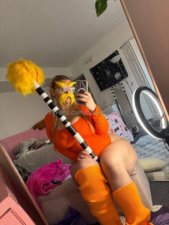 CelestialJoyce Nakenläckor OnlyFans Foto 30