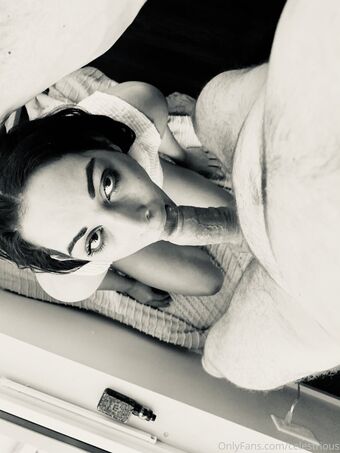 celestrious Nakenläckor OnlyFans Foto 33