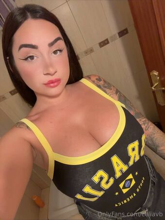 celiavb Nakenläckor OnlyFans Foto 41