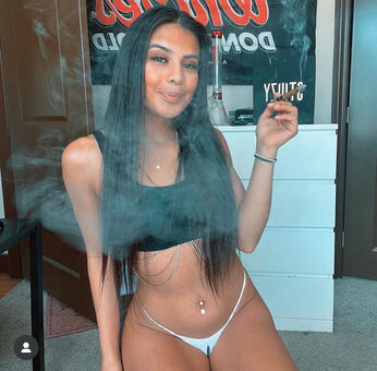 chamonaaaa Nakenläckor OnlyFans Foto 5