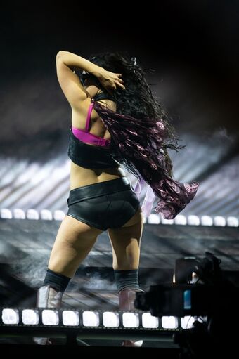 Charli-xcx