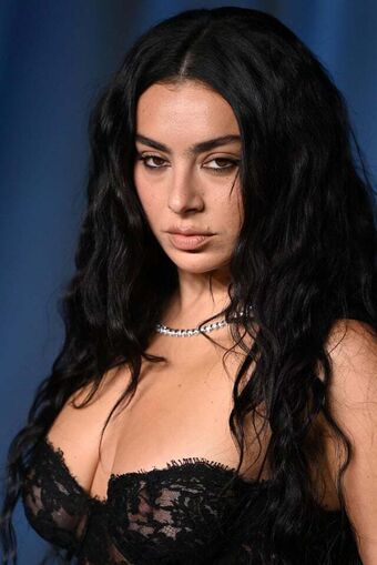 Charli-xcx