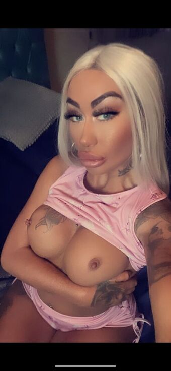 chelsjadec Nakenläckor OnlyFans Foto 1