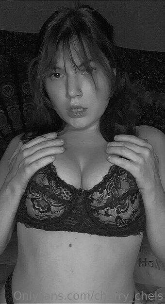 Cherry_chels Nakenläckor OnlyFans Foto 15