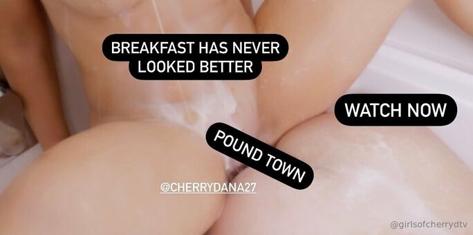 cherrydtv Nakenläckor OnlyFans Foto 21