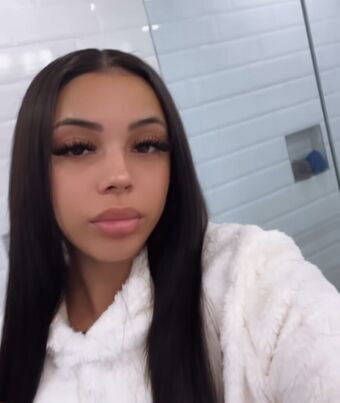 _cheyglizzy Nakenläckor OnlyFans Foto 4