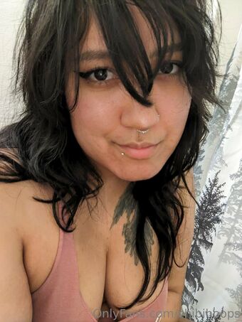 chibihoops Nakenläckor OnlyFans Foto 4