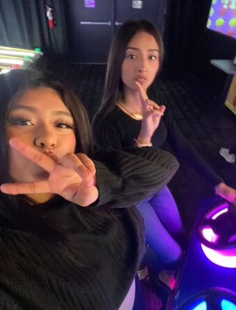 China Nakenläckor OnlyFans Foto 10