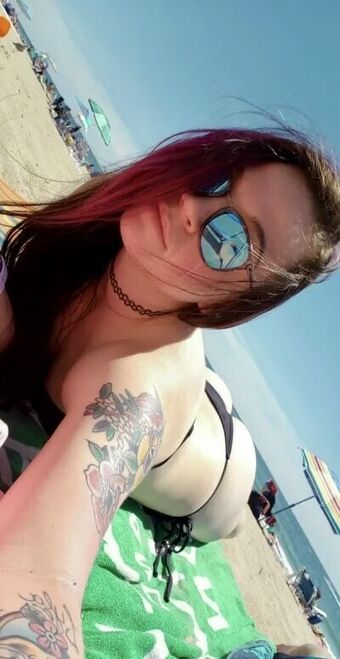 Chivettes Nakenläckor OnlyFans Foto 128