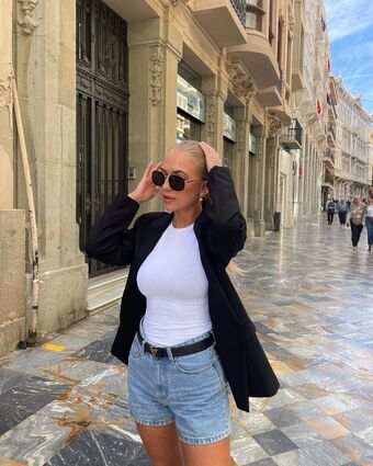 Christiane L Therkelsen