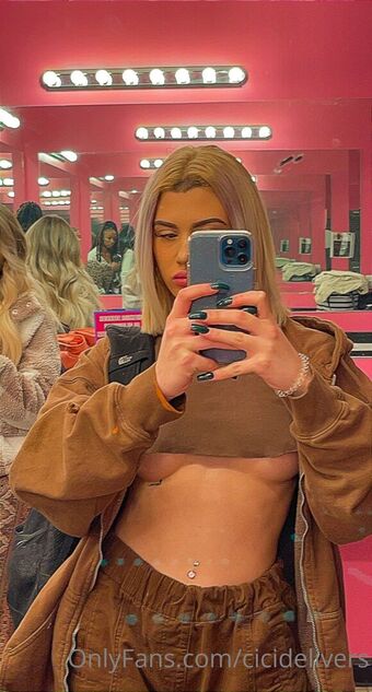 cicidelivers Nakenläckor OnlyFans Foto 7