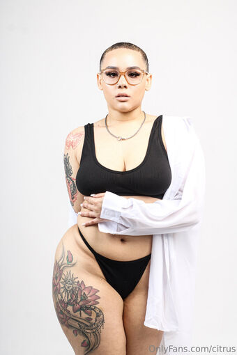 citrus Nakenläckor OnlyFans Foto 5
