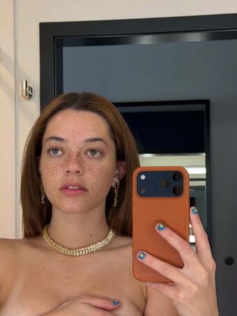 clara.west