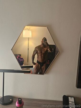 clarksteele2 Nakenläckor OnlyFans Foto 25