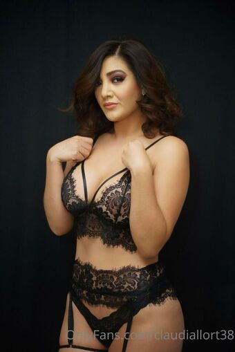 Claudia Llort Nakenläckor OnlyFans Foto 5