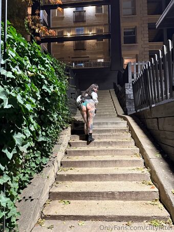 clitylitter Nakenläckor OnlyFans Foto 2