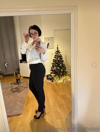 cloebaker Nakenläckor OnlyFans Foto 8