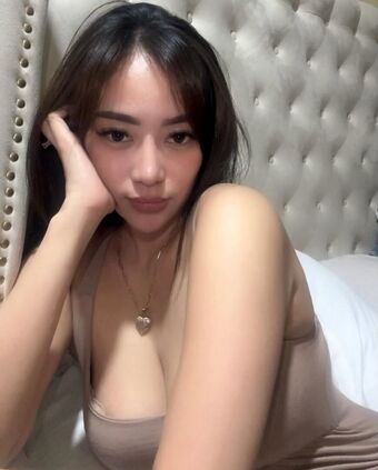 collynqueano Nakenläckor OnlyFans Foto 7