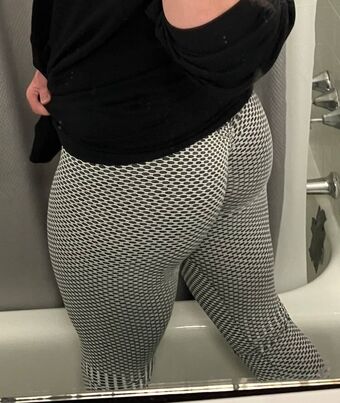 coloncheeks Nakenläckor OnlyFans Foto 2