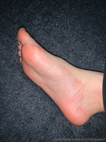 comfyqueen Nakenläckor OnlyFans Foto 34