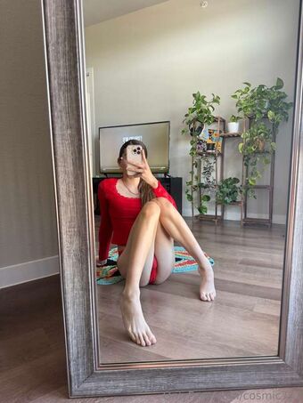 Cosmic Nakenläckor OnlyFans Foto 15