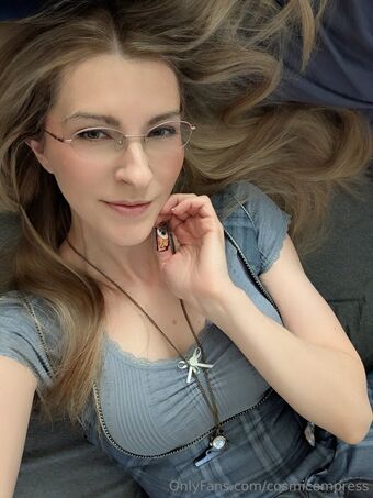 CosmicEmpress Nakenläckor OnlyFans Foto 61