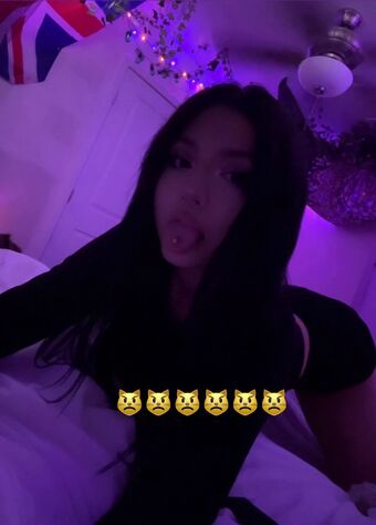 cravesar Nakenläckor OnlyFans Foto 8