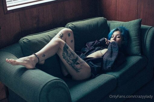 crazyylady Nakenläckor OnlyFans Foto 8