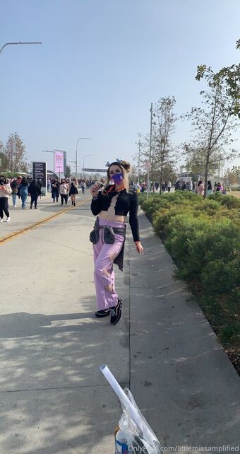 crybbyrain Nakenläckor OnlyFans Foto 8