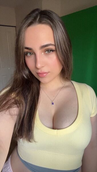 Cryptotea Nakenläckor OnlyFans Foto 3