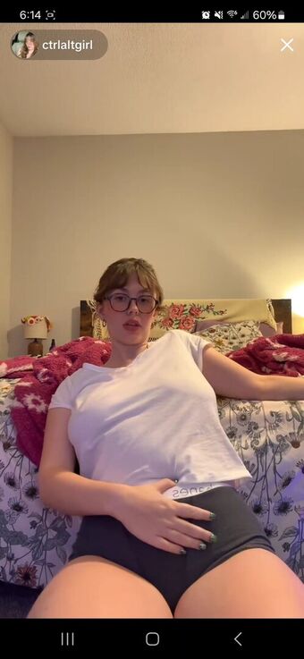 Ctrlaltgirl