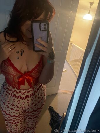 cuteclemx Nakenläckor OnlyFans Foto 11