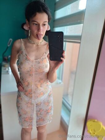 cutietory Nakenläckor OnlyFans Foto 14
