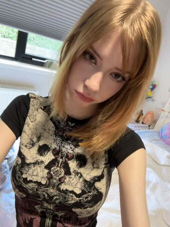 cwarey Nakenläckor OnlyFans Foto 1