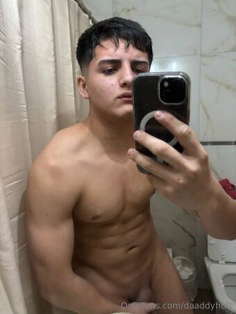 daaddyhott Nakenläckor OnlyFans Foto 6