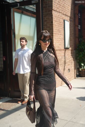 Dakota Johnson