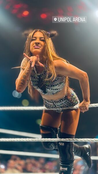 Dakota Kai