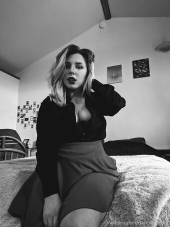 dancingkitten Nakenläckor OnlyFans Foto 19