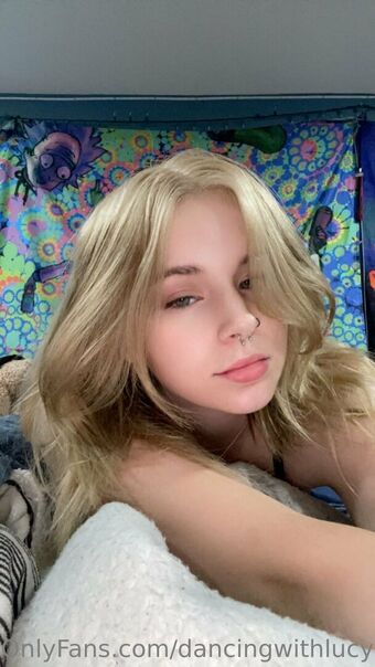 dancingwithlucy Nakenläckor OnlyFans Foto 30