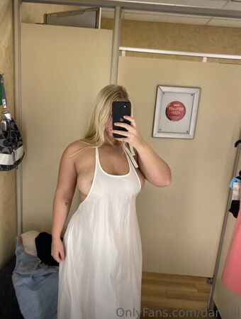 Daniriii Nakenläckor OnlyFans Foto 18