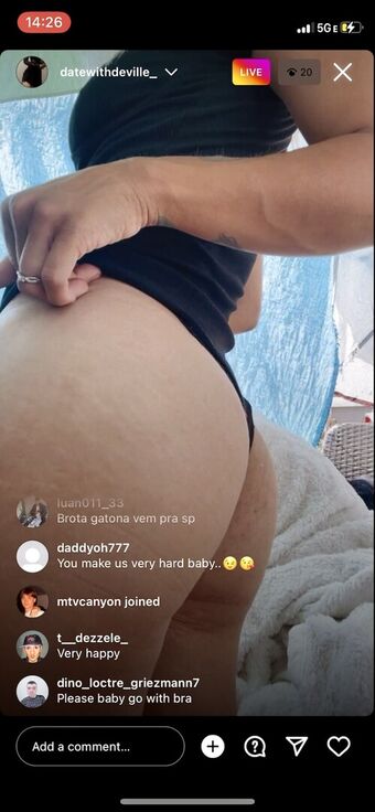 datewithdeville Nakenläckor OnlyFans Foto 7