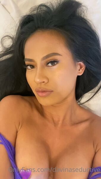 Davinaseductive Nakenläckor OnlyFans Foto 27